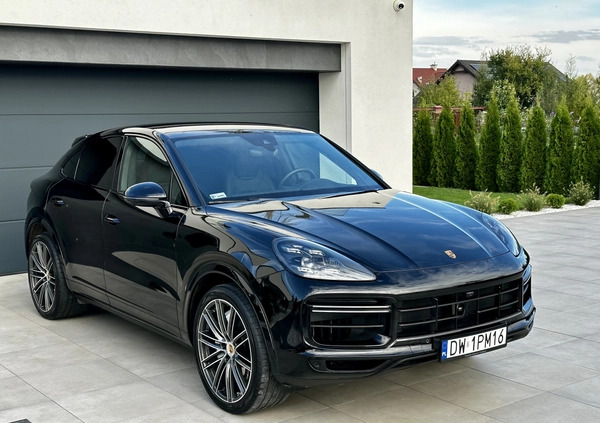 Porsche Cayenne cena 670000 przebieg: 31000, rok produkcji 2021 z Wrocław małe 106